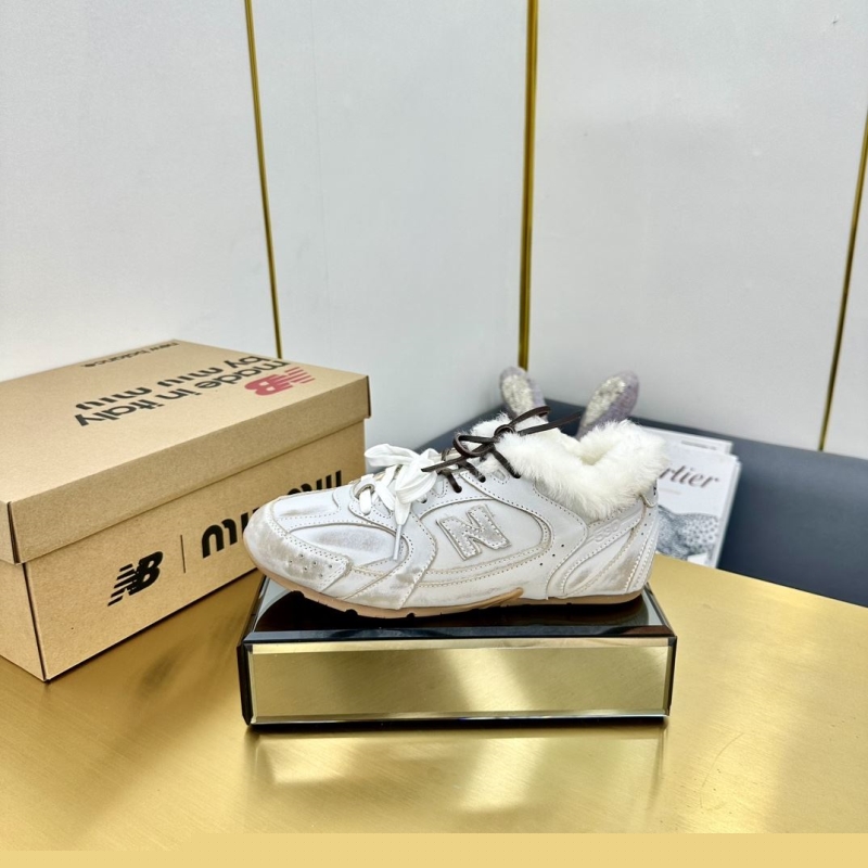 Miu Miu Casual Shoes